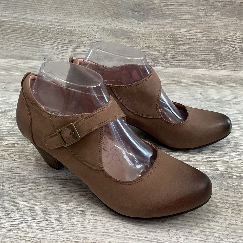Taos Womens Studio Mary Jane Shoe Size 39 US 8 Tan Leather Block Heel Pump Comfy